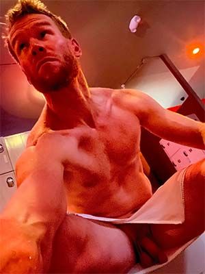 Always wanted to have a hookup in a locker room with another dude - Perrysburg, OH