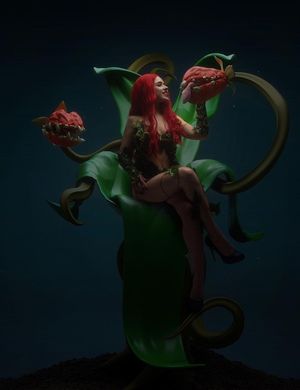 Poison Ivy cosplay