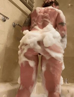 erinyums bubble butt bubble bath twerk