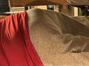 Mom’s ass wearing tight sweatpants