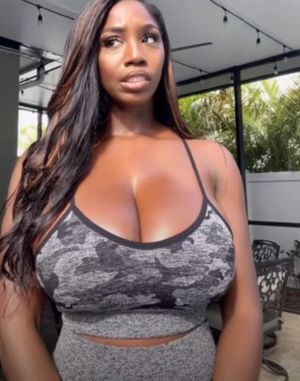 Ellie Mae camo halter top