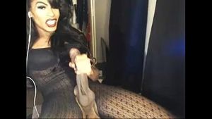 maliyah loren looks sooo hot while wanking her giant cock