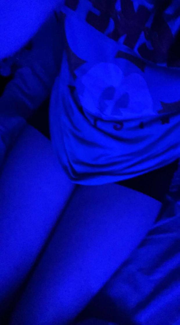 Hot cousins thighs