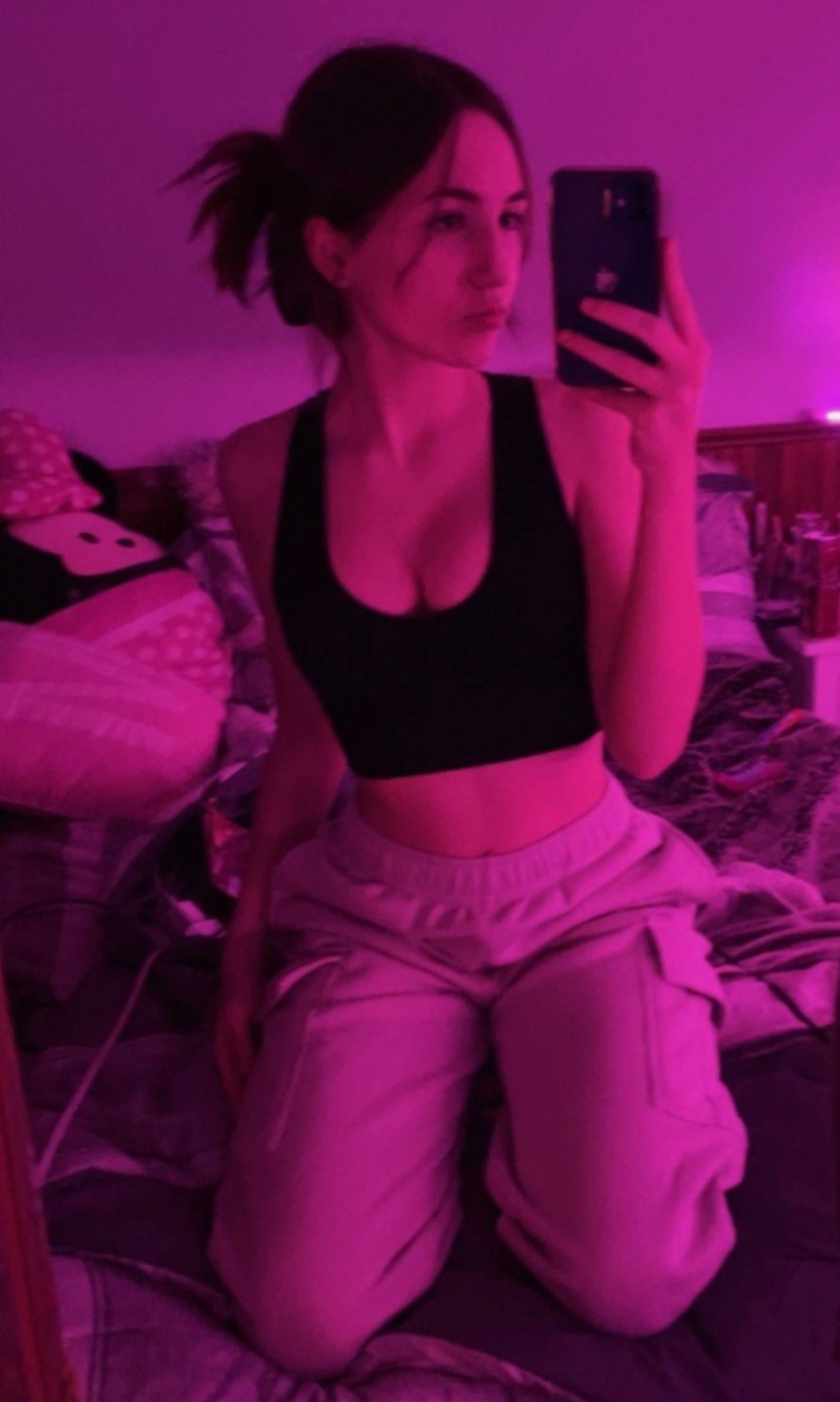 Maggie self shot purple light