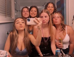 Group of teens selfie