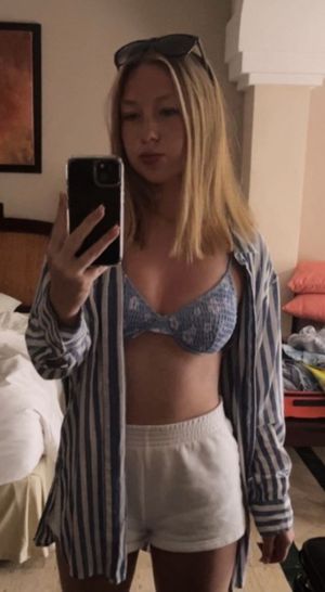 Emree blue bikini selfie