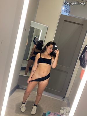 wanna explore my tanlines in the changing room
