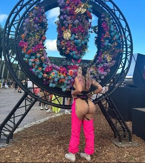 Party slut teasing to be fucked