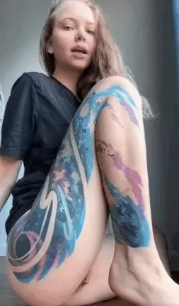 bottomless camgirl