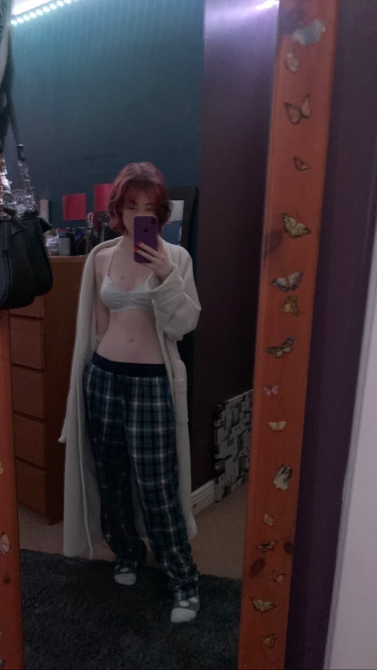Gingers are always so fucking sexy... And even easier to get into bed...