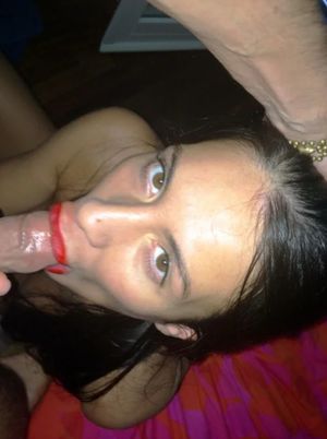 Brunette amateur with hazel-eyes and lipstick sucking dick