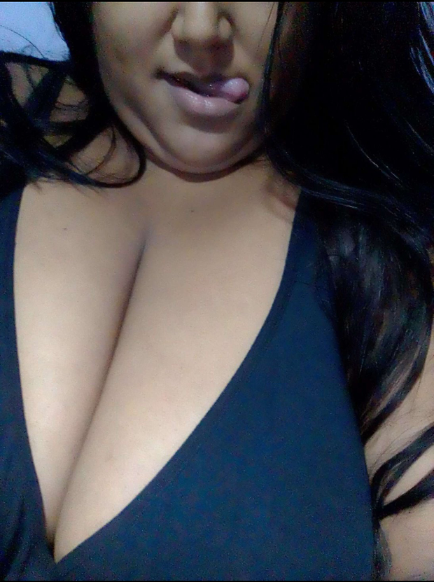 enchants my whore's big tits T*****s
