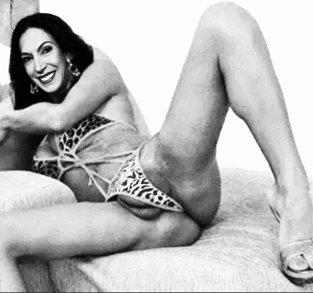 Sexy brunette shemale