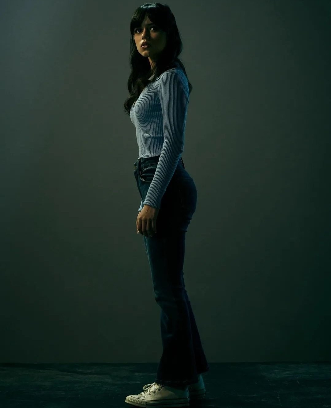 Jenna side view