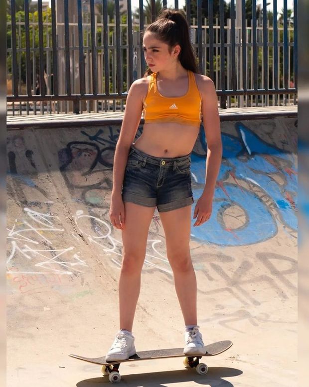 Stunning skater
