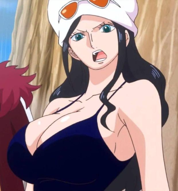Robin's big boobs 2