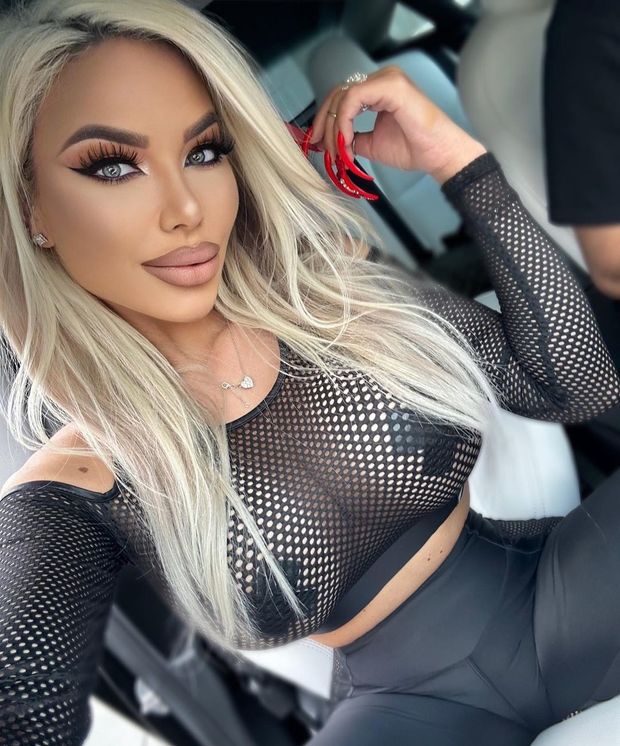Blond Bimbo