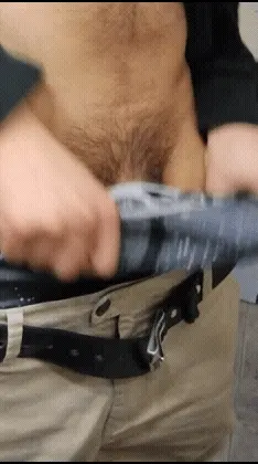 Poppin my COCK out