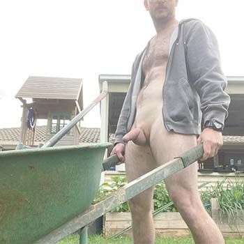 Farmer daddy working sometimes naked wanna get fucked hard - The Front, Utah