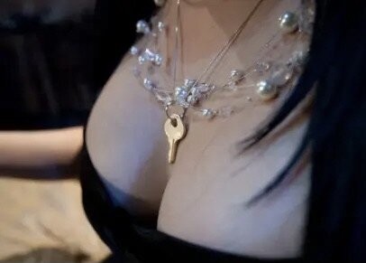 Keyholder