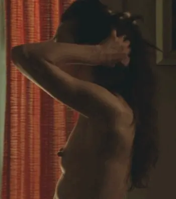 Milla Jovovich Pokies