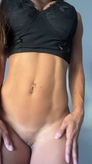 sexy tummy