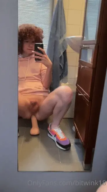 Femboy Bitwink18 riding a big Dildo