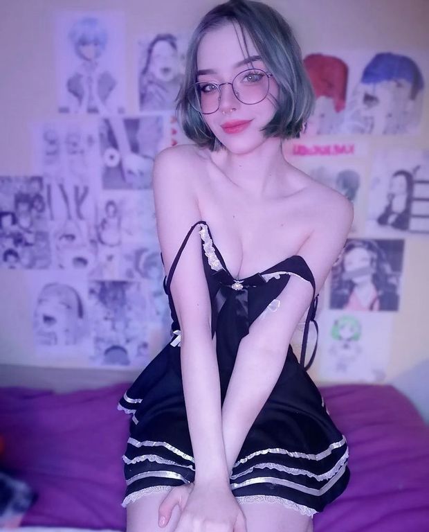 Petite Slut Kaeru Kukki 34