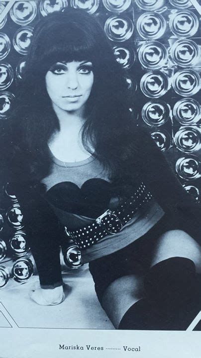 Mariska Veres 02