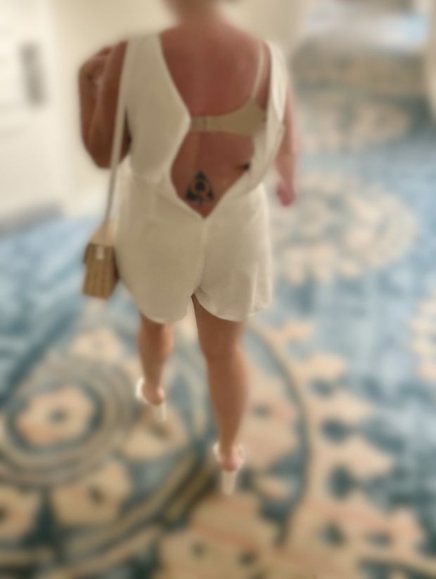 Following my QOS HotWife back to hotel room to watch her and her bbc bull ;)