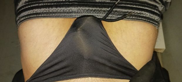I AM ADDICTED to Woman's Pantys