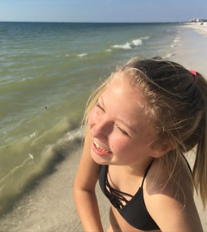 Rilyn Rintoul oceanside