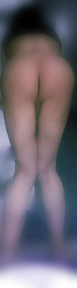 My ass is in desire for a huge cock...