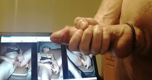 Schwanztribute für die geile Carla