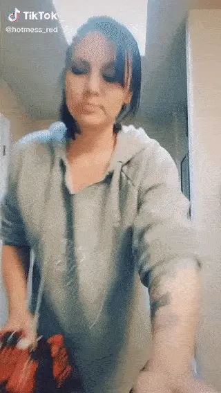 @hotmess_red