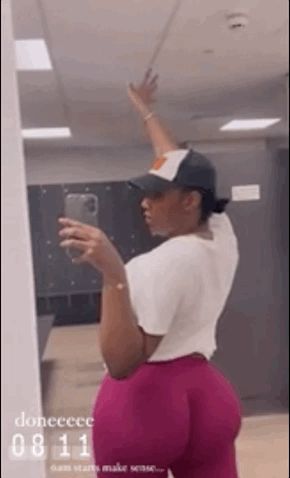 She can definitely work that ass pretty nicely!