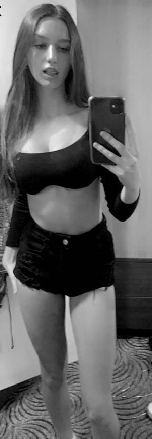 Emcee black & white selfie