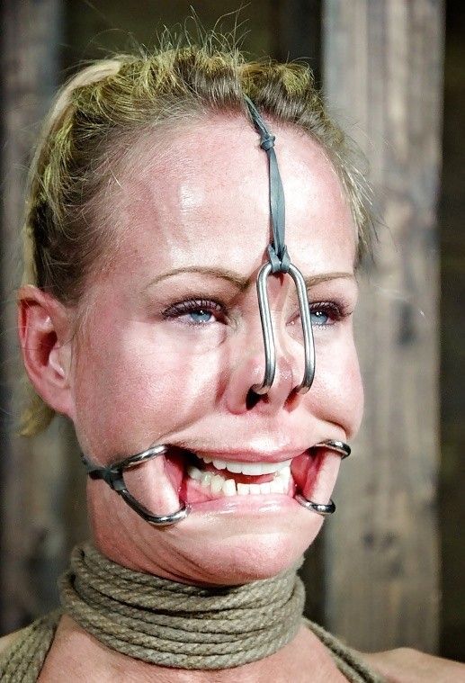 MILF NOSE FETISH