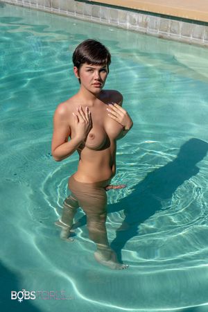 Daisy Taylor got in the pool