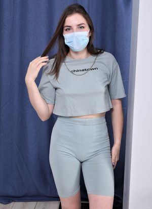 Model : Milana Taylor