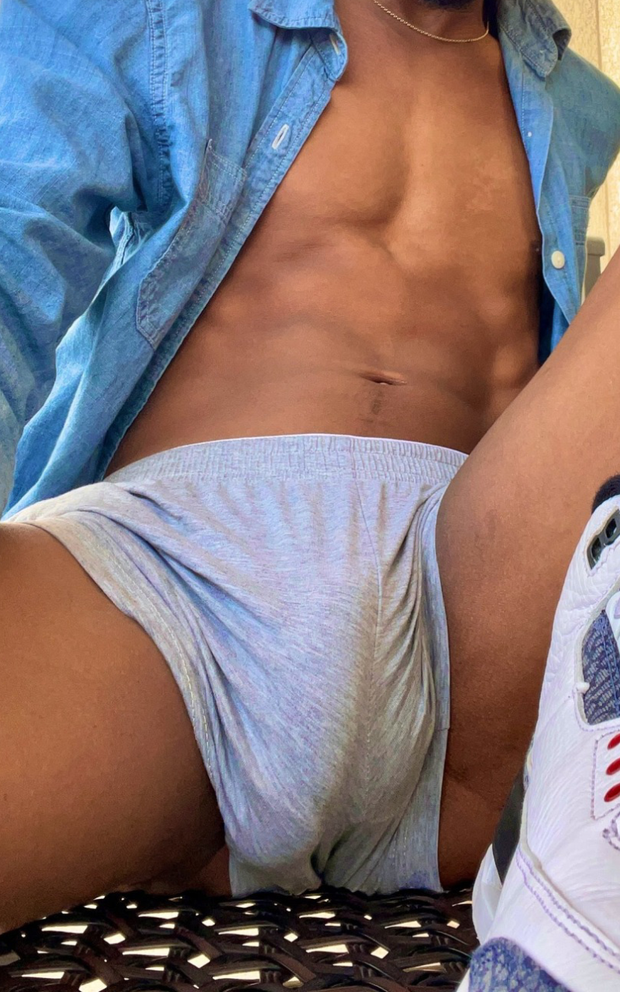 Freeballing bulging crotch