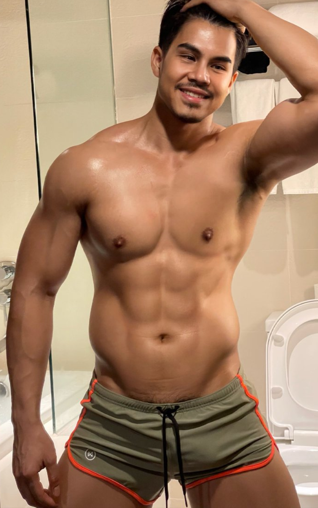 Tight boyshorts