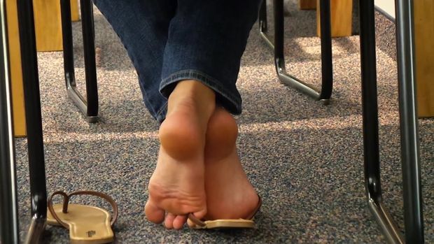 feet voyeur