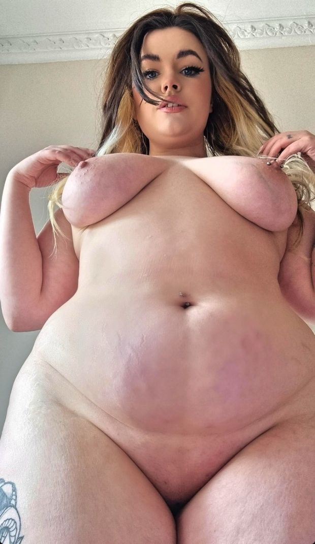 Lilly attends a swinger party alone