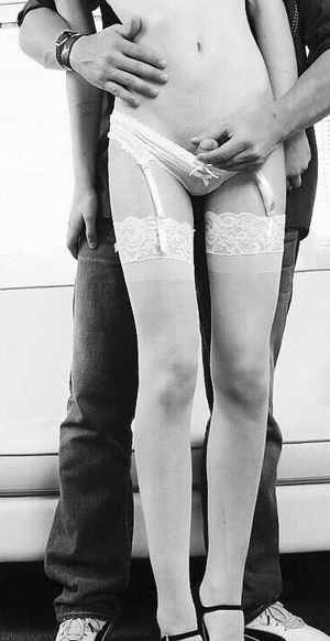 I like it when a man plays with my clitty