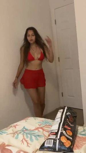hot melissa dancing