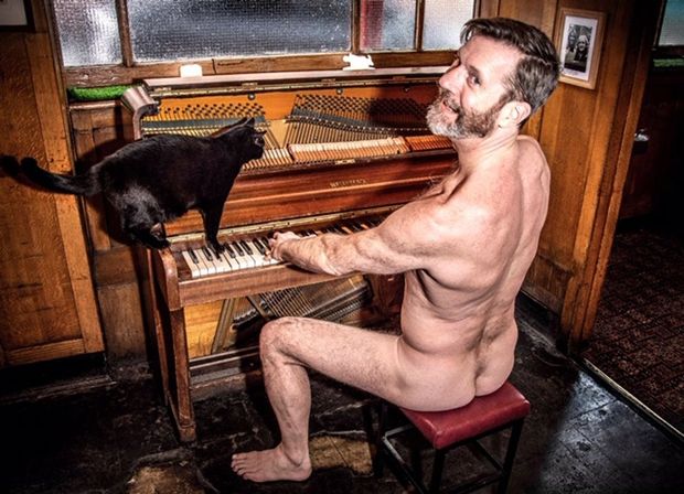 nude pub London