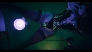 Nicki Minaj Sexy ass shaking on glass