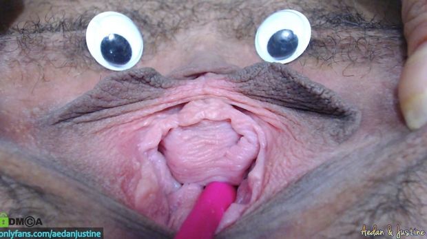 PUSSY FACE