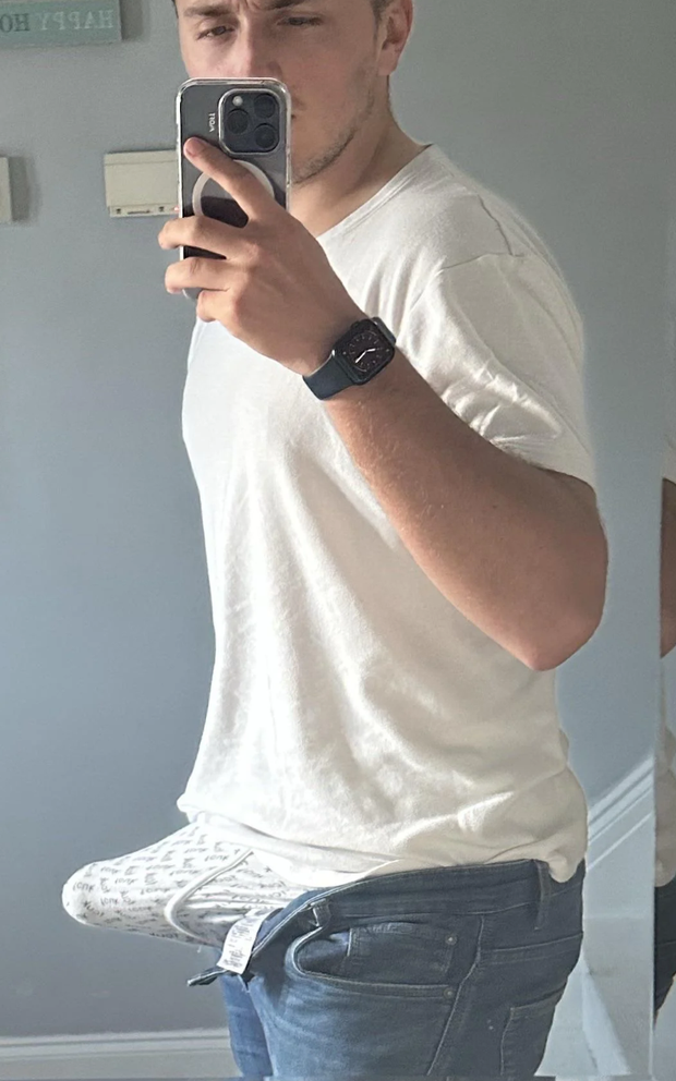 Boner in jeans